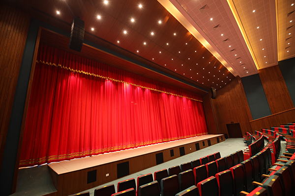 Effectron Motorized Horizontal Curtain System Effectron Motorized Horizontal Curtain System